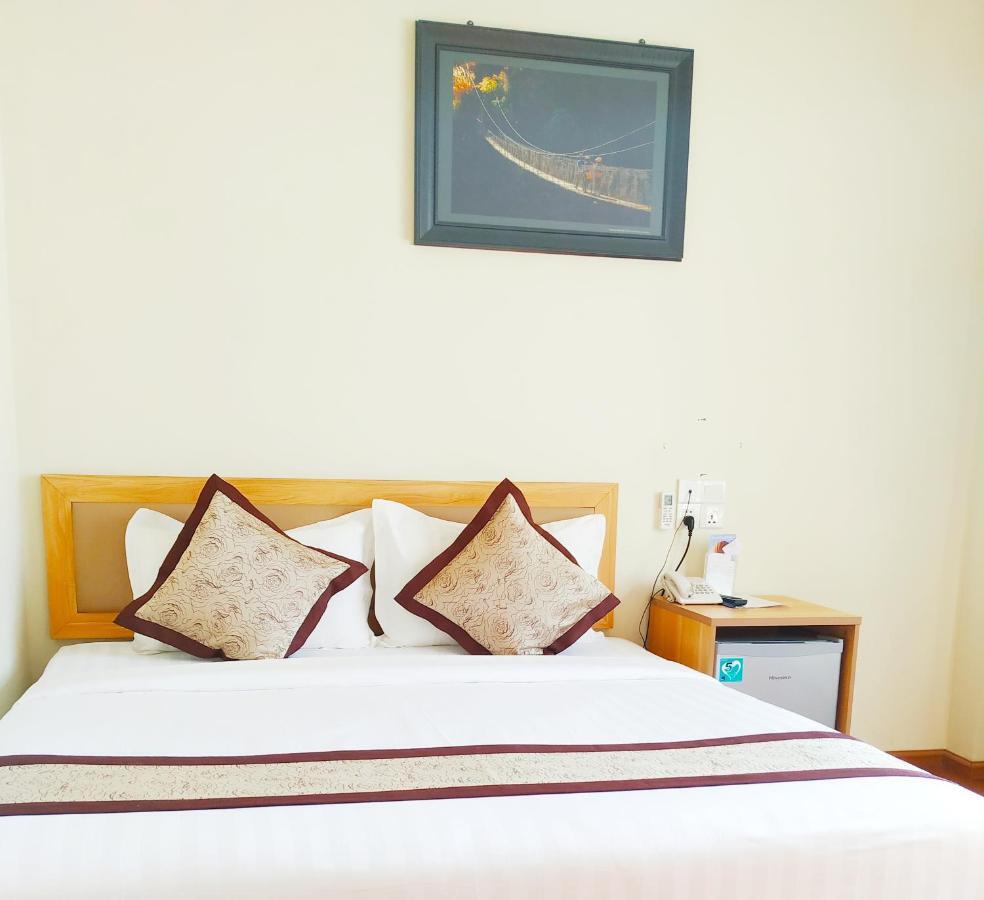 Kayah Land Hotel ลอยก่อ ภายนอก รูปภาพ